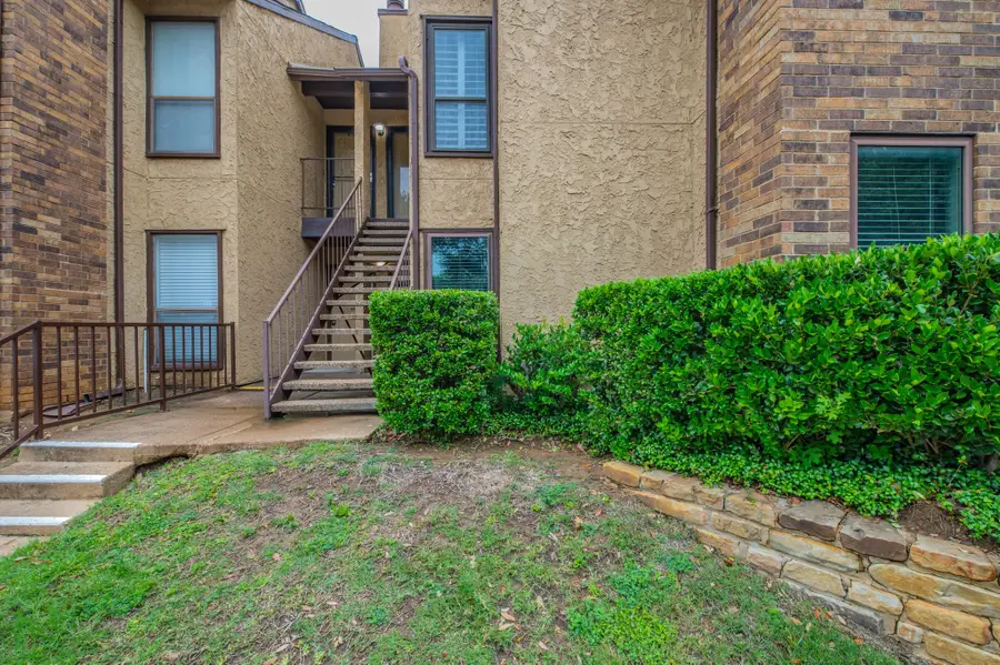 1901 Cloisters Drive #914, Arlington, TX 76011 - #2