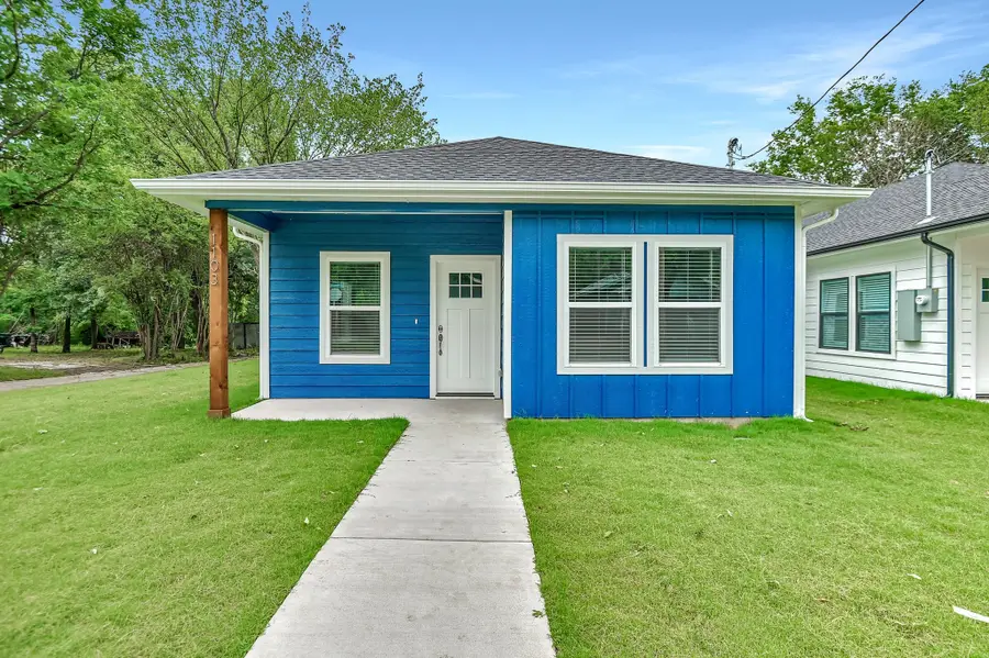 1103 S Montgomery Street, Sherman, TX 75090 - #2