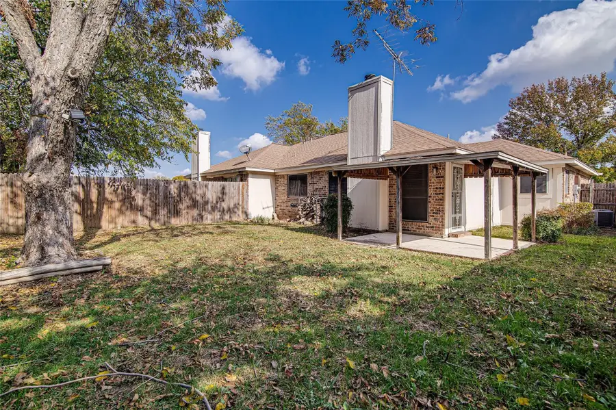 7652 Colorado Creek Court, Fort Worth, TX 76133 - #3