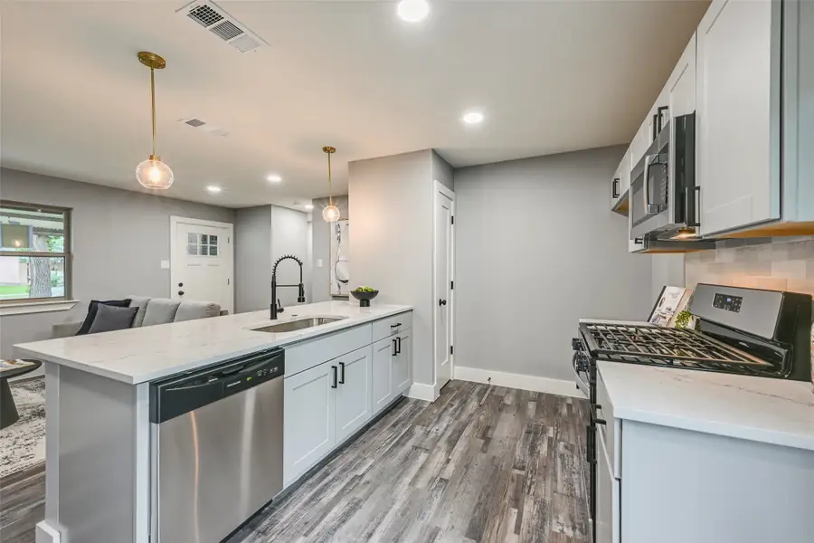 4515 Scottsdale Drive, Mesquite, TX 75150 - #3