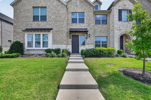 685 Watersedge Court, Lewisville, TX 75067