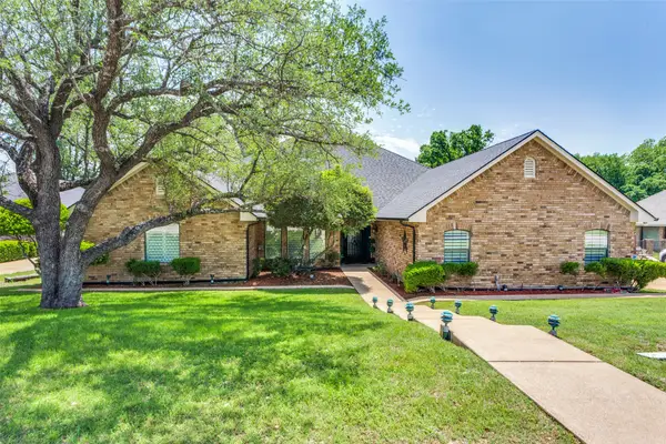 11905 Blue Creek Drive, Aledo, TX 76008
