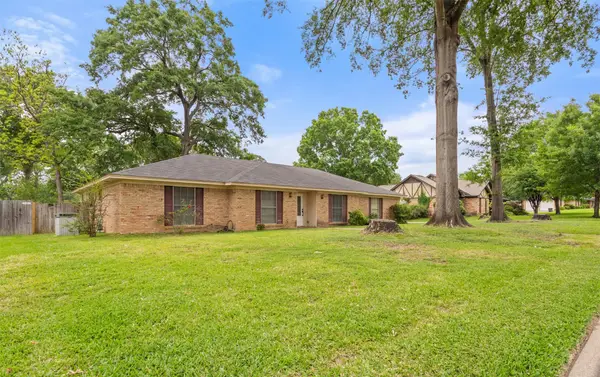 4805 Picadilly Place, Tyler, TX 75703