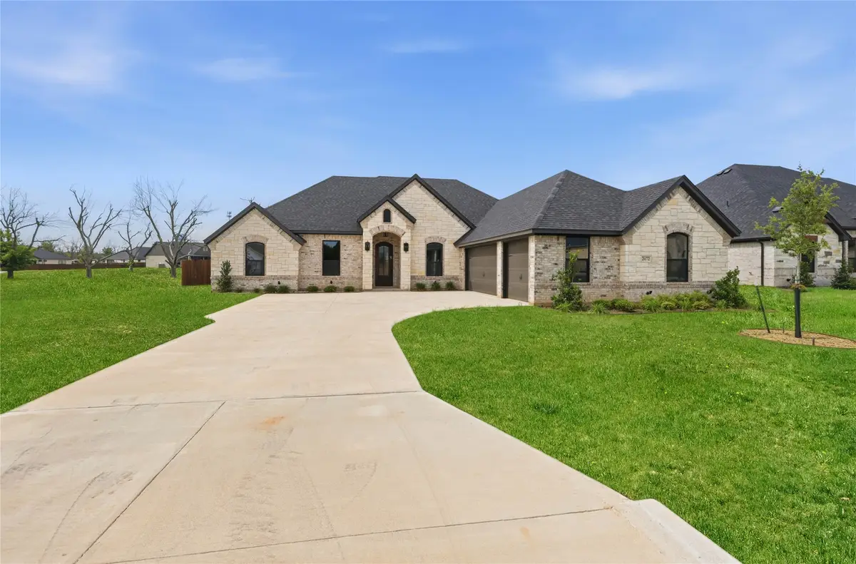 2172 Middlewood Circle, Granbury, TX 76049 - #1