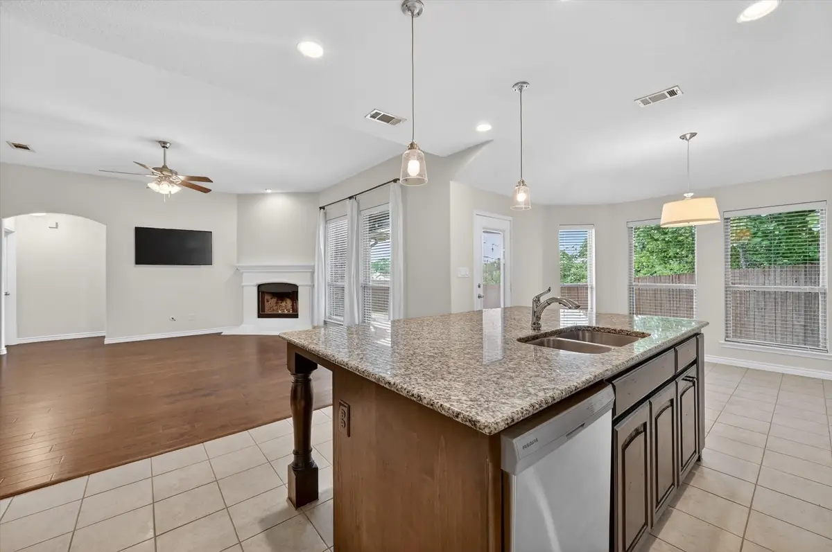 7920 Wilson Cliff Court, White Settlement, TX 76108 - #1