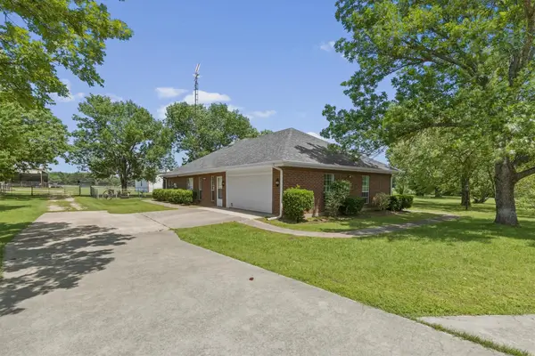 219 Friends Road, Denison, TX 75021