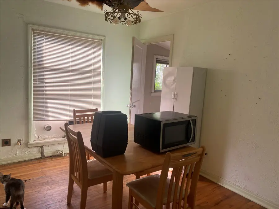 2814 Carlson Drive, Dallas, TX 75235 - #3