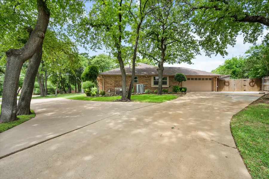 5805 Klinger Road, Arlington, TX 76016 - #3