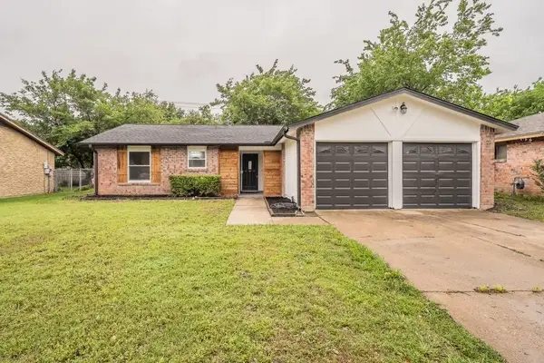 1108 Georgetown Street, Arlington, TX 76015