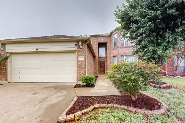 8413 Vicksburg Lane, Fort Worth, TX 76123