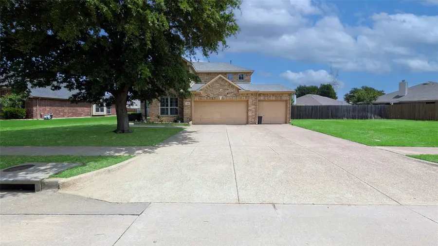 5848 Somerton Drive, Grand Prairie, TX 75052 - #2