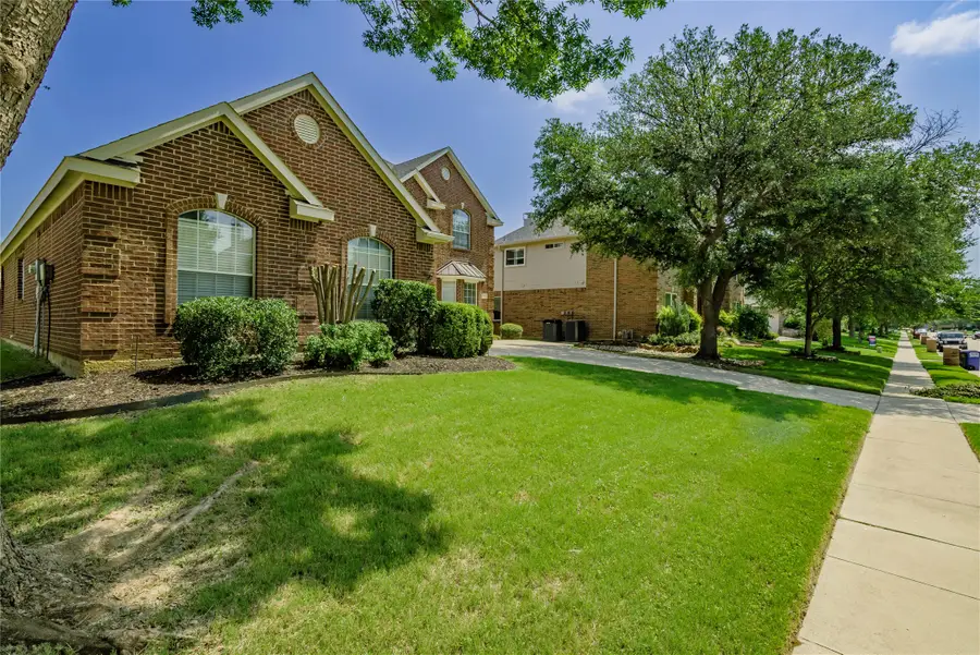 1211 Limestone Creek Drive, Keller, TX 76248 - #2