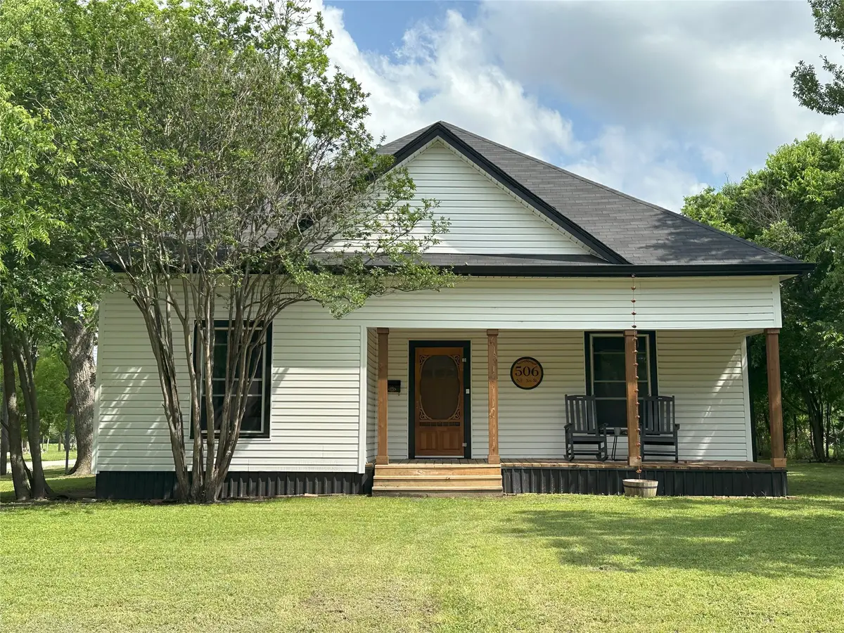 506 NE 3rd Street, Hubbard, TX 76648 - #1