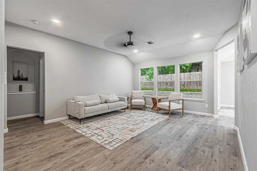 4533 Forest Glen Drive, Forest Hill, TX 76119 - #3