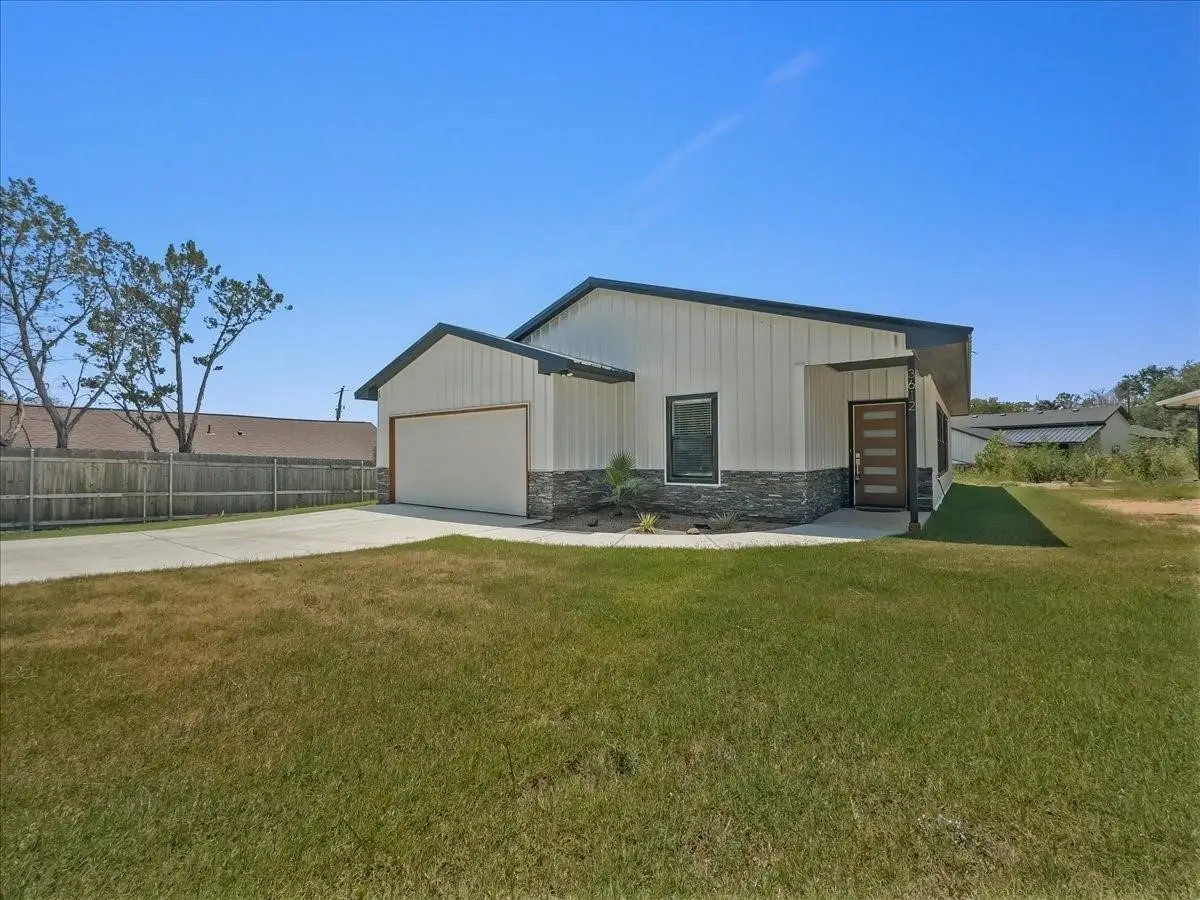 3612 Broken Bow Drive, Granbury, TX 76048 - #1