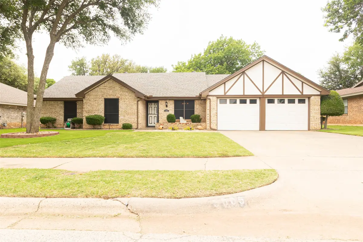 3006 Cromwell Avenue, Wichita Falls, TX 76309 - #1