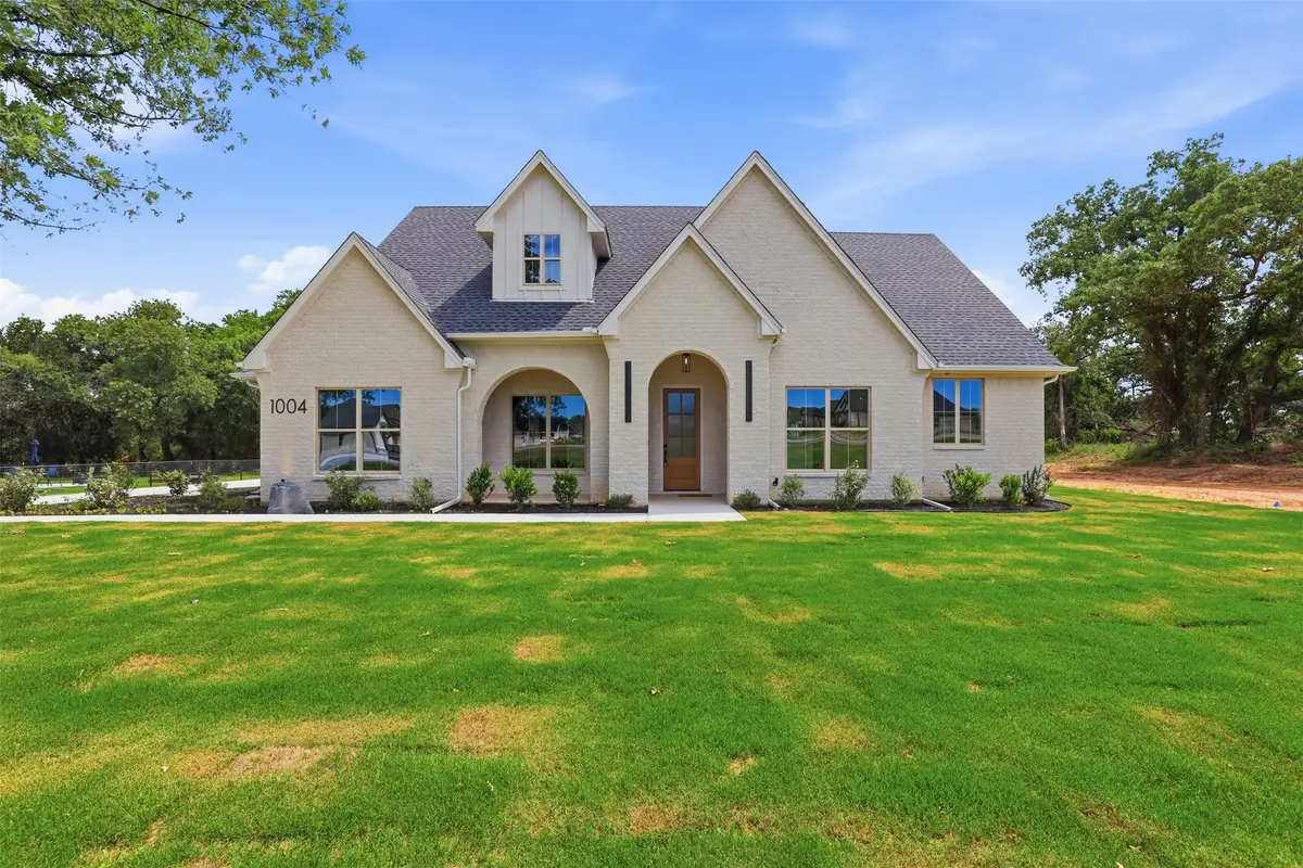 1004 Arbor Vista, Azle, TX 76020 - #1