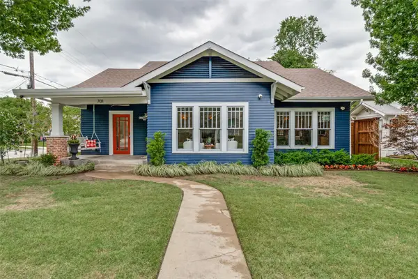 701 Dumont Street, Dallas, TX 75214