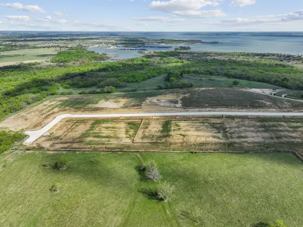 1605 Hillside Drive, Sanger, TX 76266