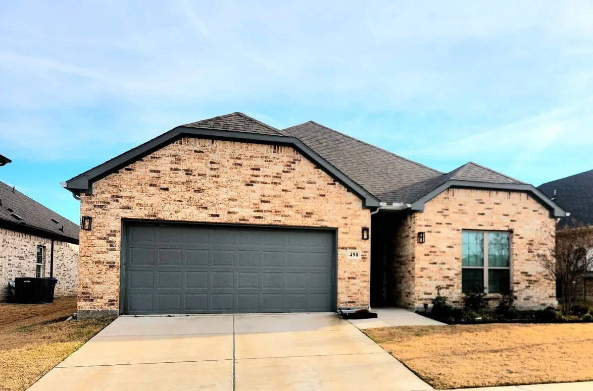 490 Oak Creek Drive, Lavon, TX 75166 - #1