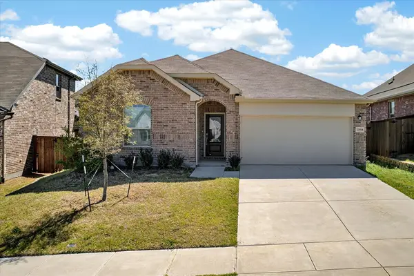 11500 Woody Creekk Trail, Aubrey, TX 76227