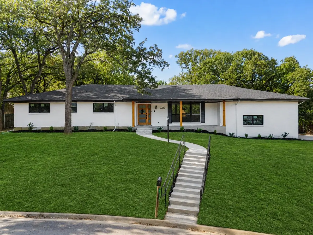 1200 Tanglewood Trail, Euless, TX 76040 - #1