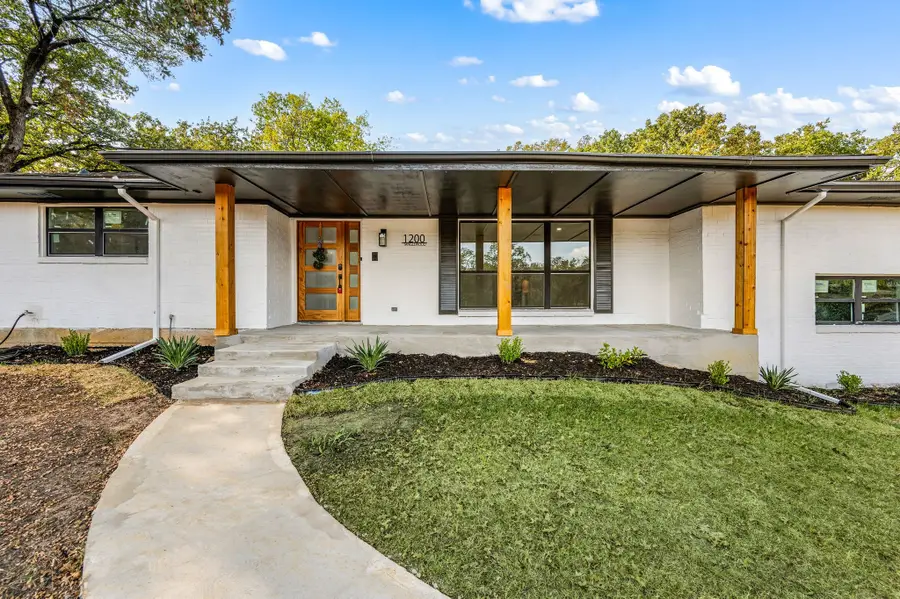 1200 Tanglewood Trail, Euless, TX 76040 - #2