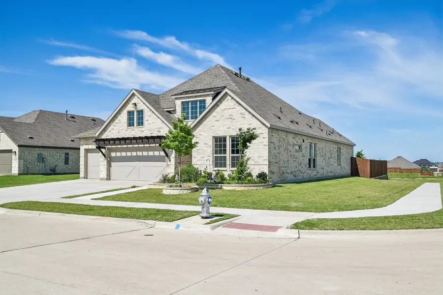 569 Pebble Drive, Waxahachie, TX 75167 - #2