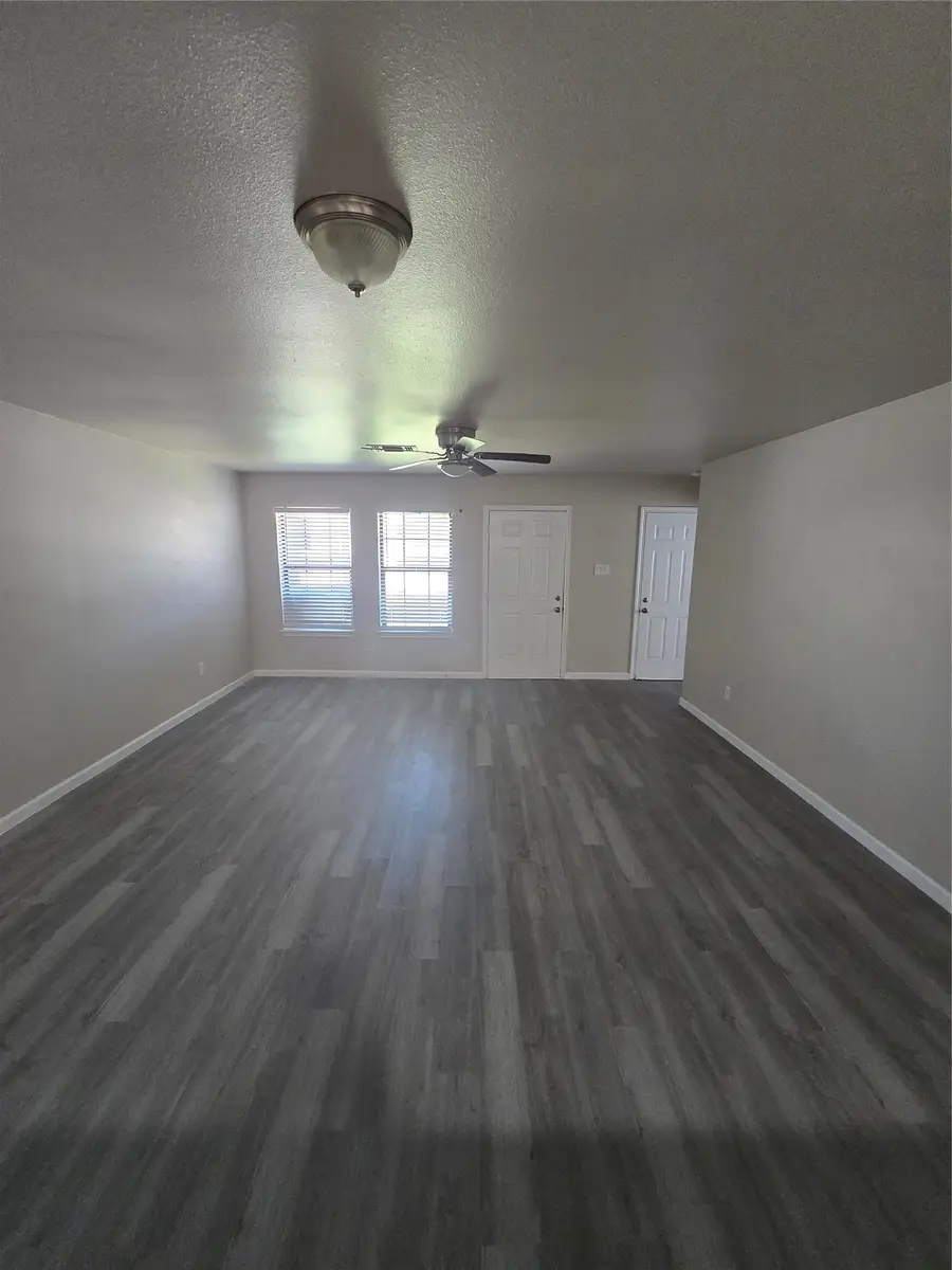 105 Garfield Street, Garland, TX 75042 - #3
