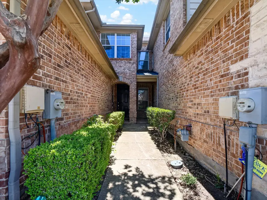 1828 Branch Trail, Carrollton, TX 75007 - #3
