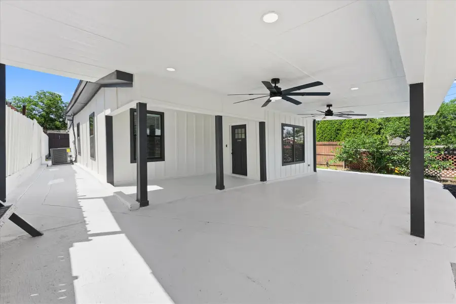 300 Steinman Avenue, Dallas, TX 75203 - #3