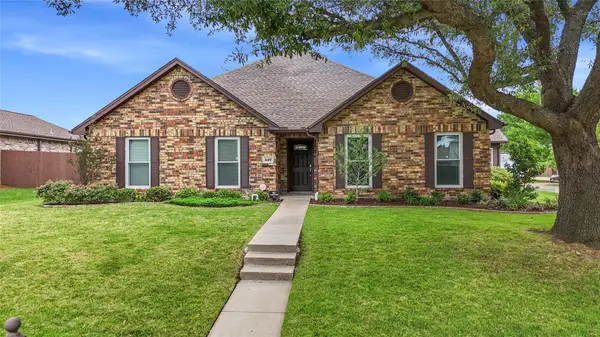 827 Heatherwood Drive, Wylie, TX 75098