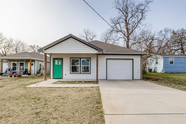 924 W Collins Street, Denison, TX 75020