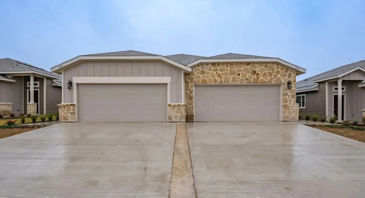 656-660 Wheatfield Drive, Venus, TX 76084 - #1