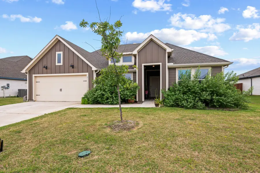 943 Buttercup Drive, Pilot Point, TX 76258 - #3