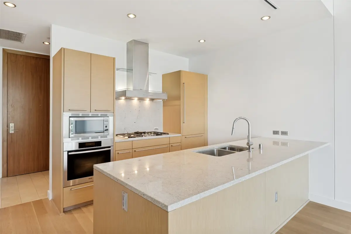 2900 Mckinnon Street #406, Dallas, TX 75201 - #1