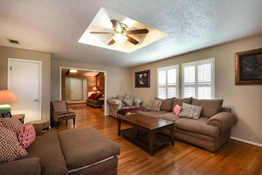 1315 Aldenwood Drive, Dallas, TX 75232 - #3