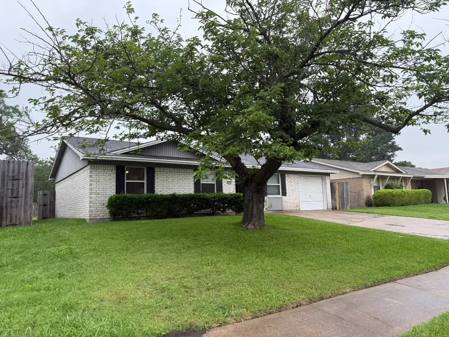 1231 Rutherford Drive, Mesquite, TX 75149 - #2