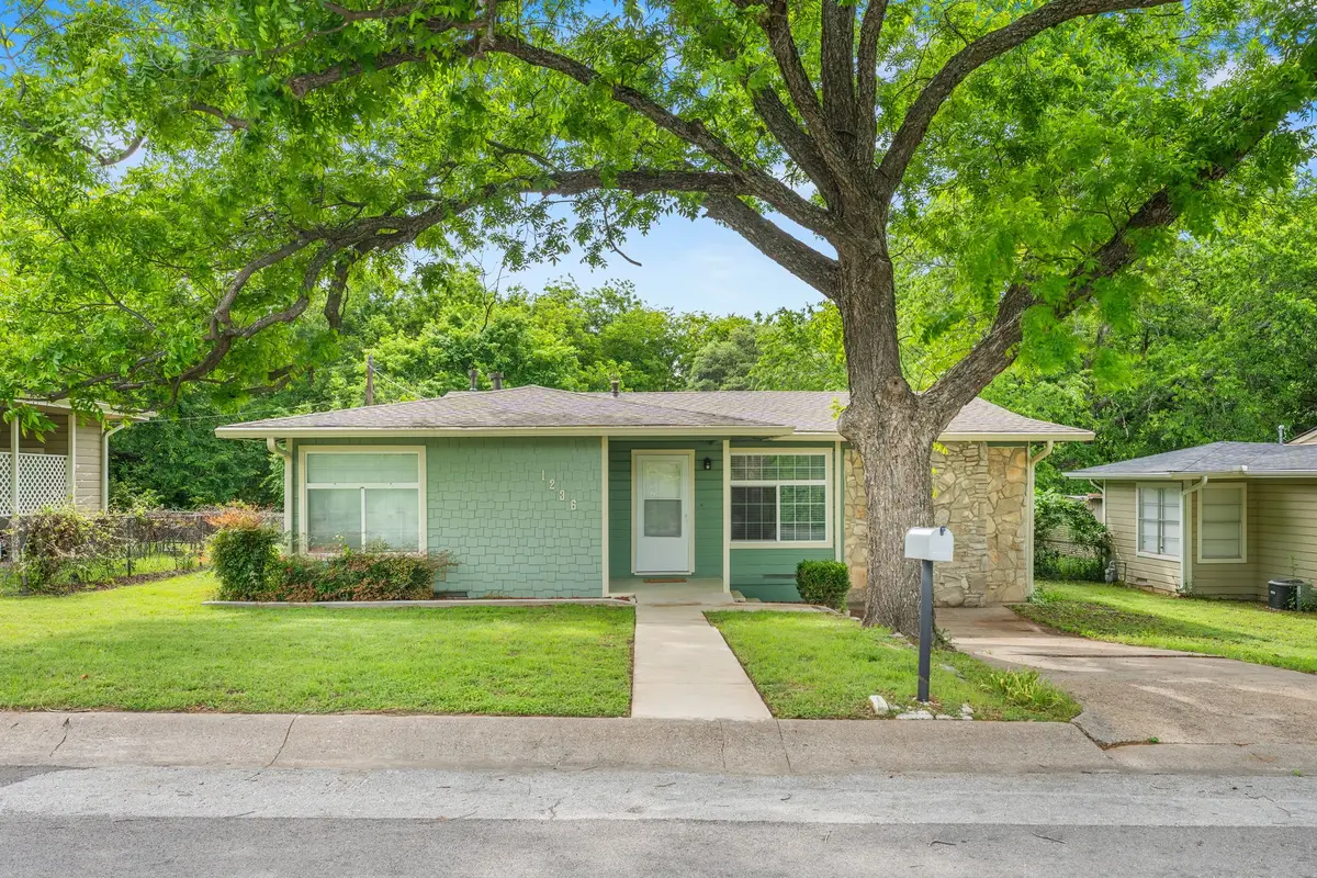 1236 S Brazos Street, Weatherford, TX 76086 - #1