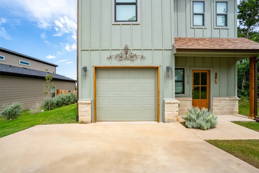 924 Arkansas River Drive, Granbury, TX 76048 - #3