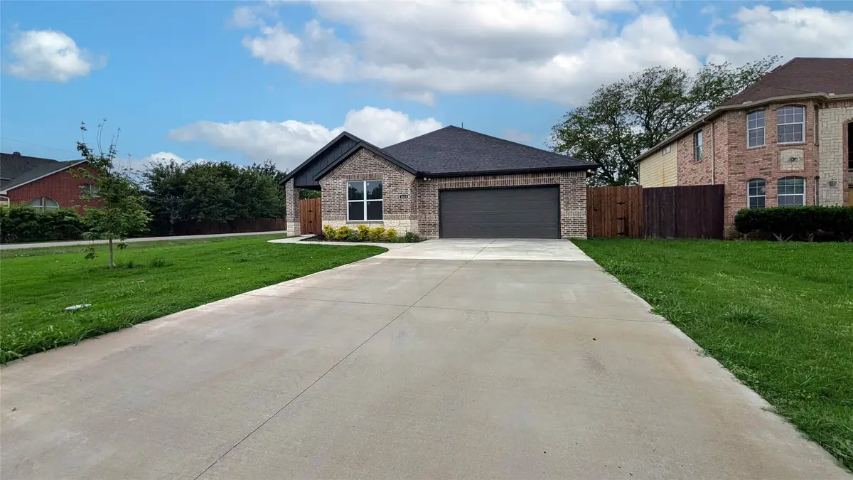 1625 Avenue D, Grand Prairie, TX 75051 - #1