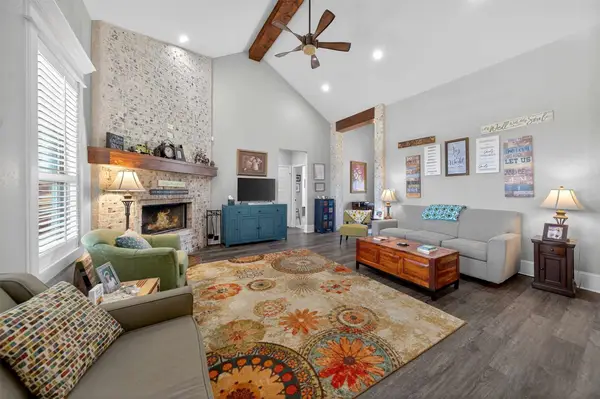15802 County Road 472, Tyler, TX 75706