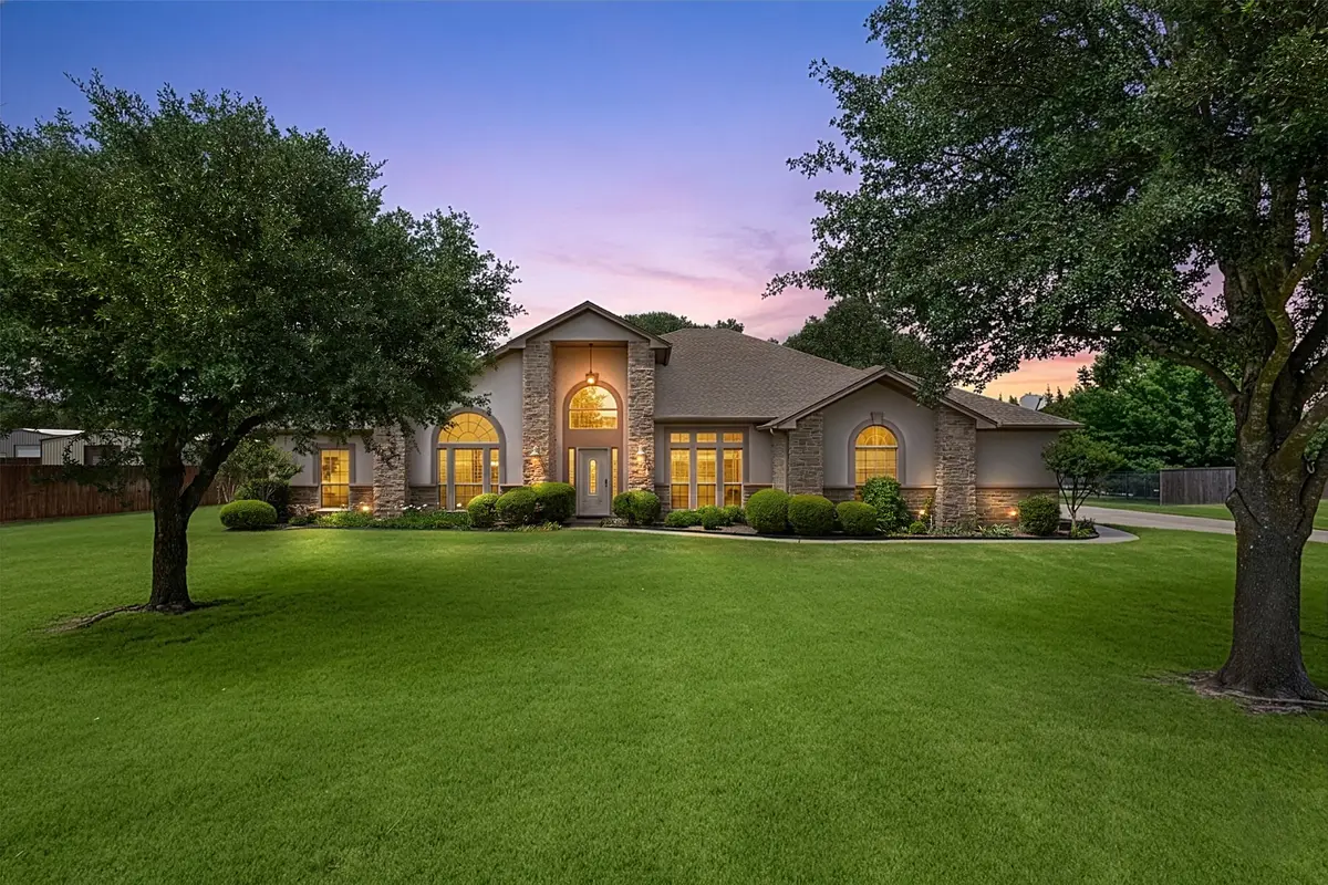 6831 Brooke Boulevard, Midlothian, TX 76065 - #1