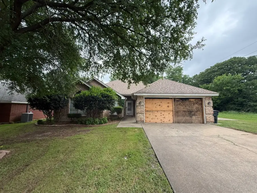 7121 Timberlane Drive, North Richland Hills, TX 76182 - #2