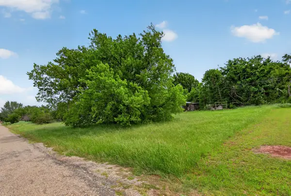 5429 Highview Drive, Granbury, TX 76048
