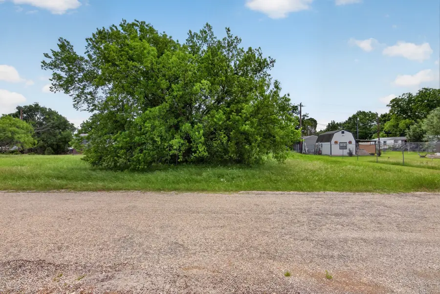 5429 Highview Drive, Granbury, TX 76048 - #2