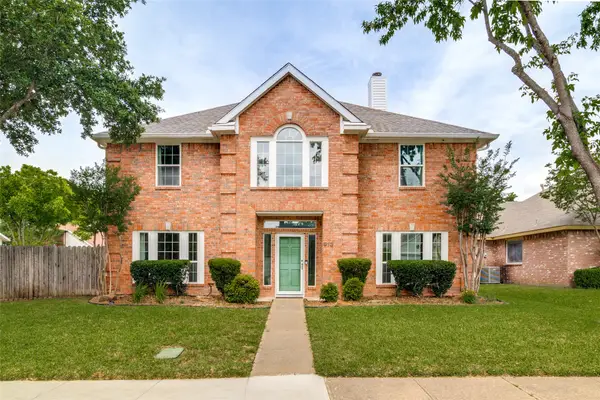 913 Bridgewater Lane, Mesquite, TX 75181