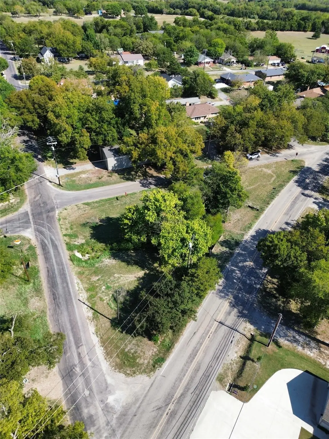 935 E Cooper Street, Van Alstyne, TX 75495 - #1