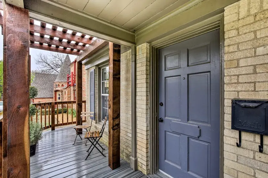 406 N Montreal Avenue, Dallas, TX 75208 - #3
