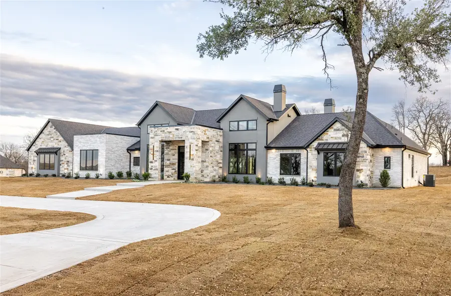 204 Dan Russell Bend, Weatherford, TX 76087 - #2